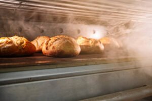 Unlock the Benefits of Steam Ovens in Your Kitchen