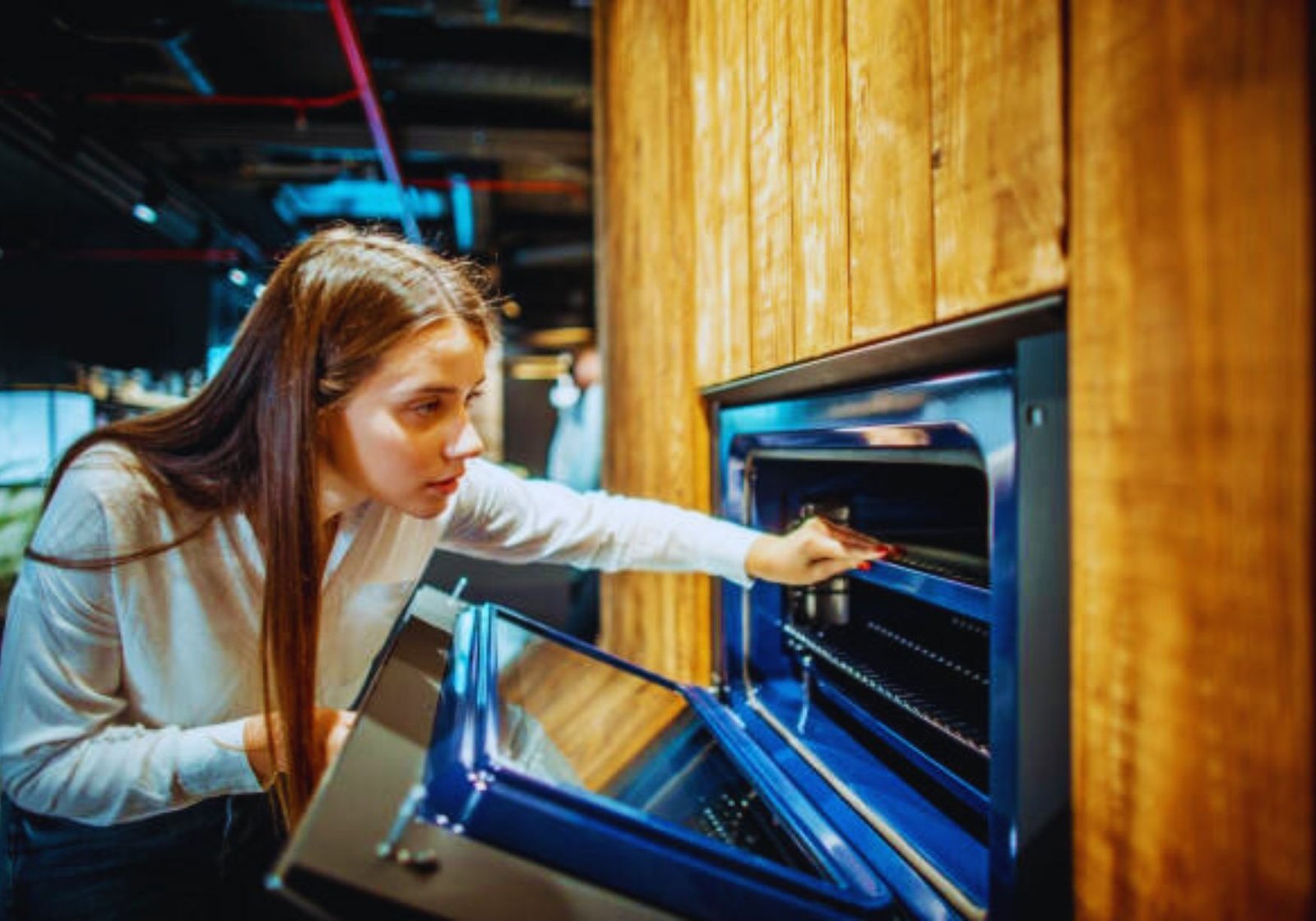 How to Choose the Right Oven for Small Spaces